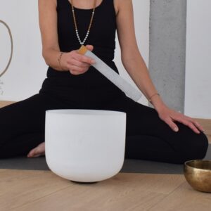 TALLER BELLEZA Y BIENESTAR CON BAÑO SONORO
